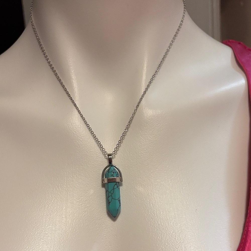 Turquoise Pendant Necklace